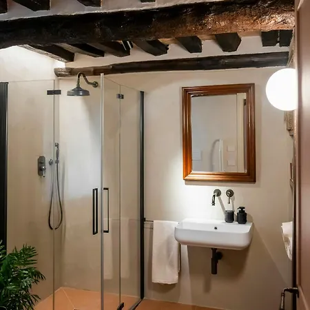 Overlooking Monte Peglia Reserve Дом отдыха San Venanzo